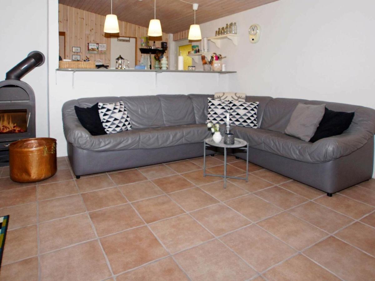 2 Person Holiday Home In Tarm Fjerbæk Εξωτερικό φωτογραφία