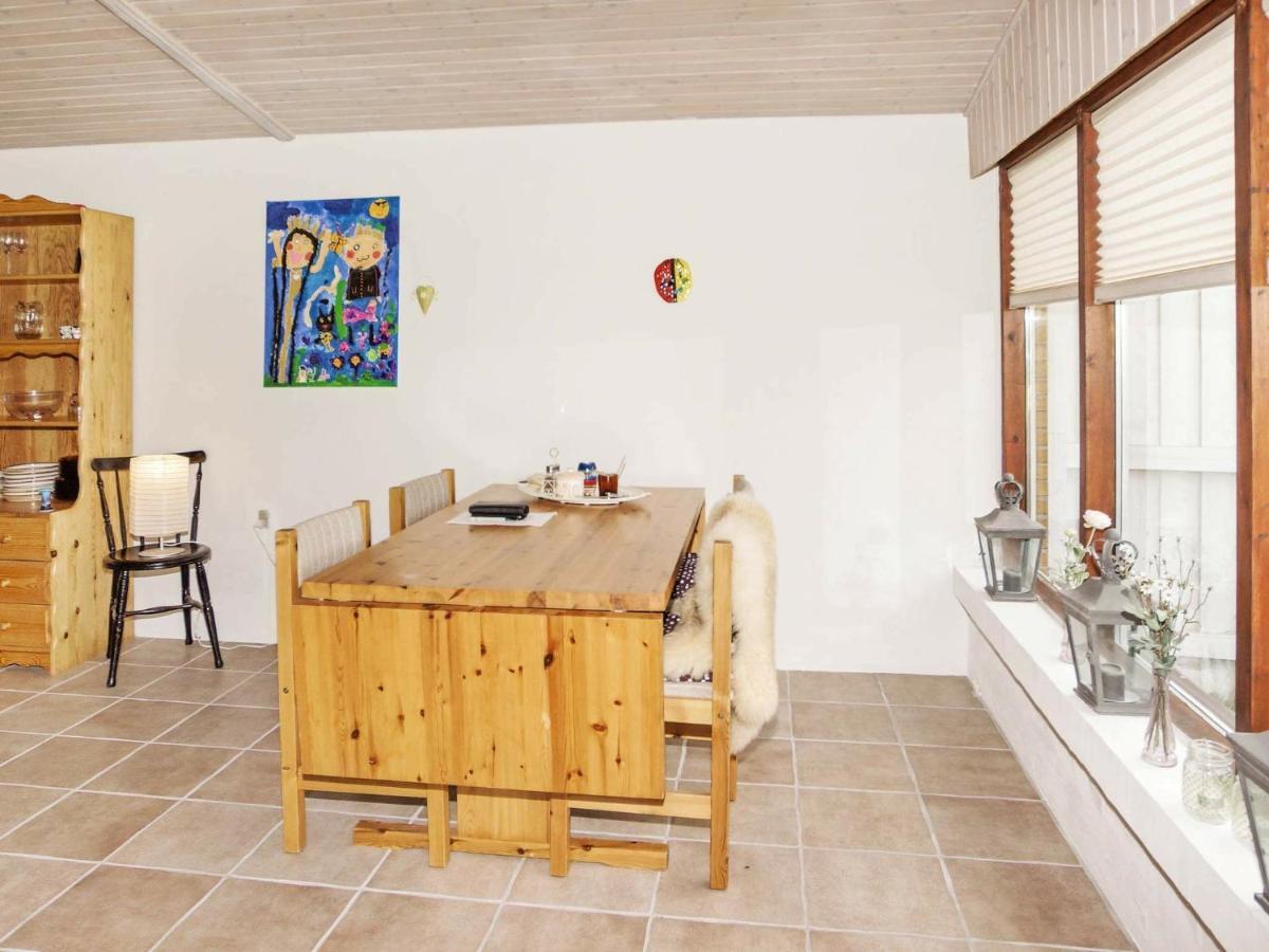 2 Person Holiday Home In Tarm Fjerbæk Εξωτερικό φωτογραφία